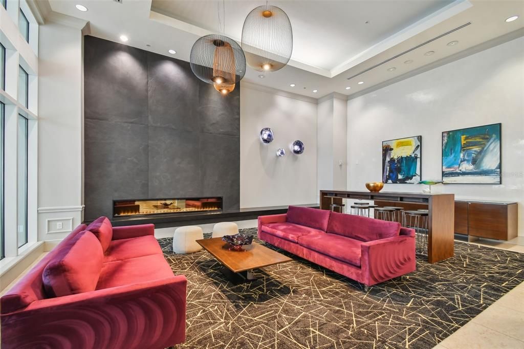 Active With Contract: $4,250,000 (4 beds, 4 baths, 4369 Square Feet)