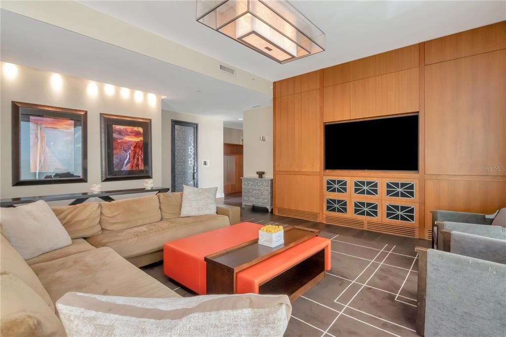Active With Contract: $4,250,000 (4 beds, 4 baths, 4369 Square Feet)