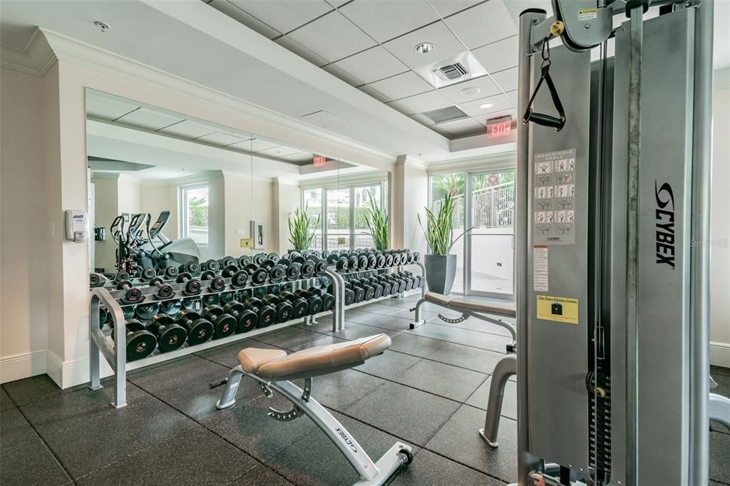 Active With Contract: $4,250,000 (4 beds, 4 baths, 4369 Square Feet)