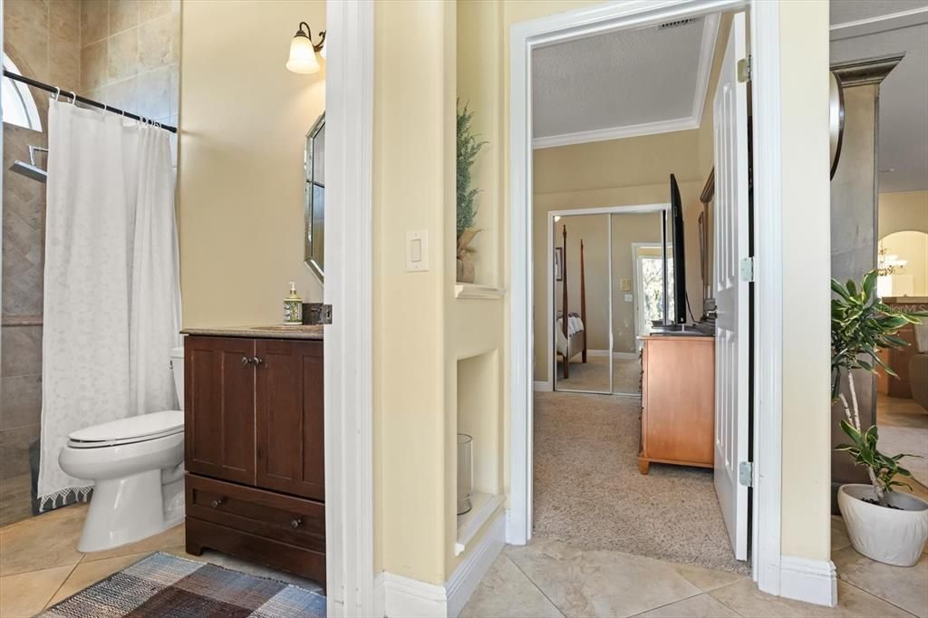 Activo con contrato: $579,900 (4 camas, 3 baños, 2575 Pies cuadrados)