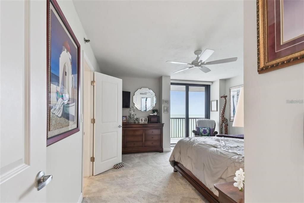 For Sale: $2,900,000 (4 beds, 4 baths, 3532 Square Feet)