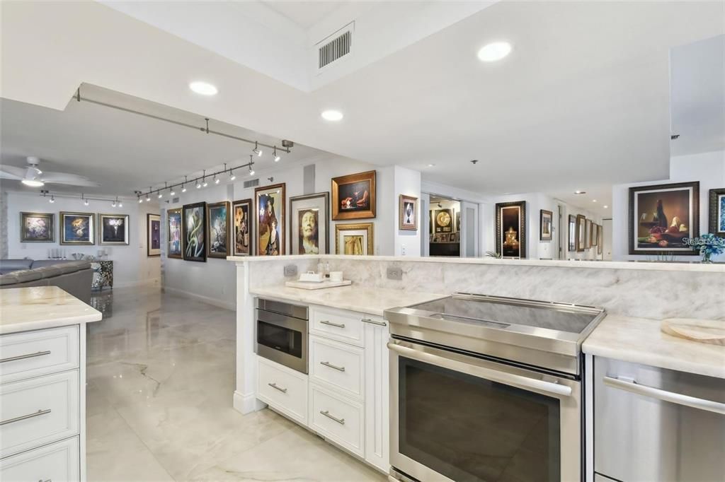 For Sale: $2,900,000 (4 beds, 4 baths, 3532 Square Feet)