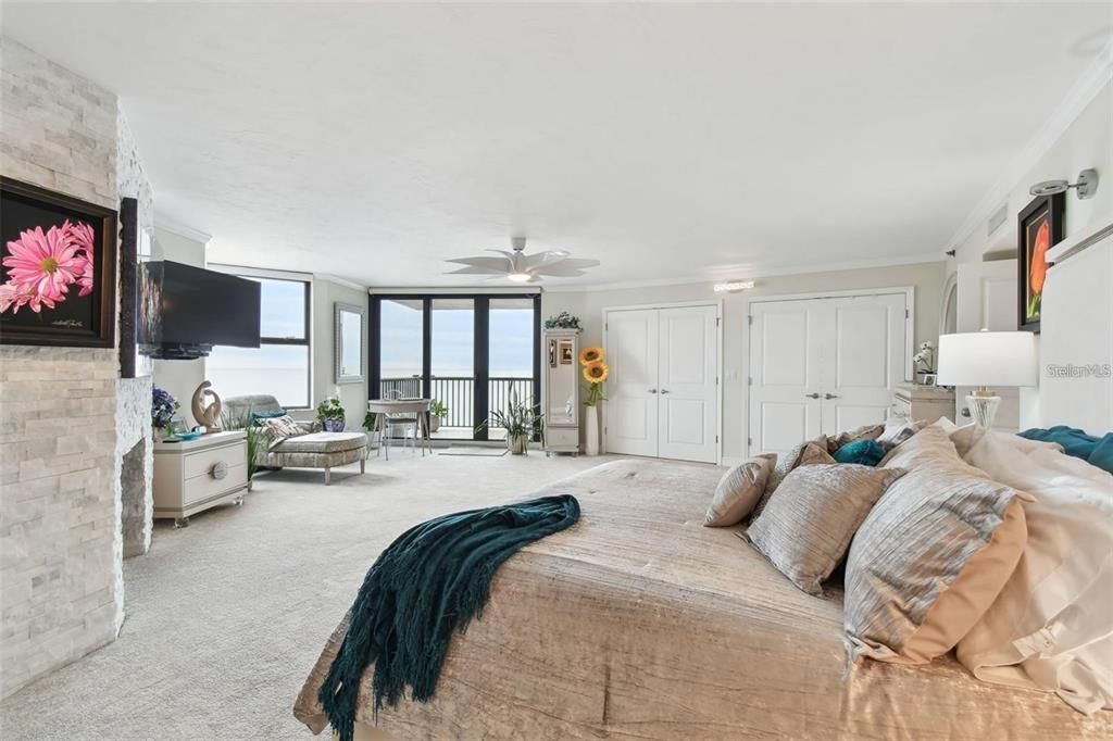 For Sale: $2,900,000 (4 beds, 4 baths, 3532 Square Feet)