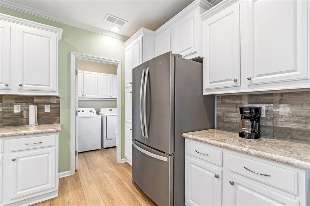Active With Contract: $340,000 (3 beds, 2 baths, 1860 Square Feet)