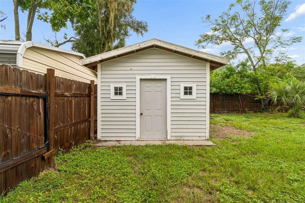 Active With Contract: $340,000 (3 beds, 2 baths, 1860 Square Feet)