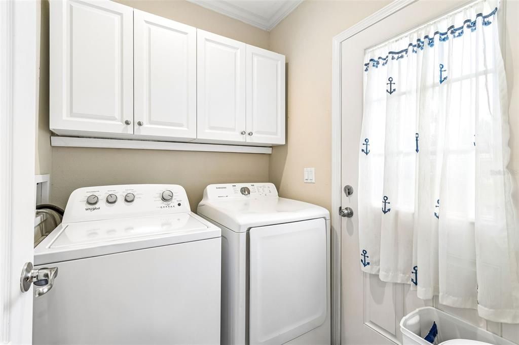 Active With Contract: $340,000 (3 beds, 2 baths, 1860 Square Feet)