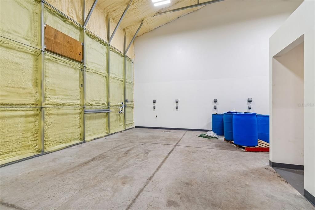 На продажу: $59,220 (0 спален, 0 ванн, 3290 Квадратных фут)