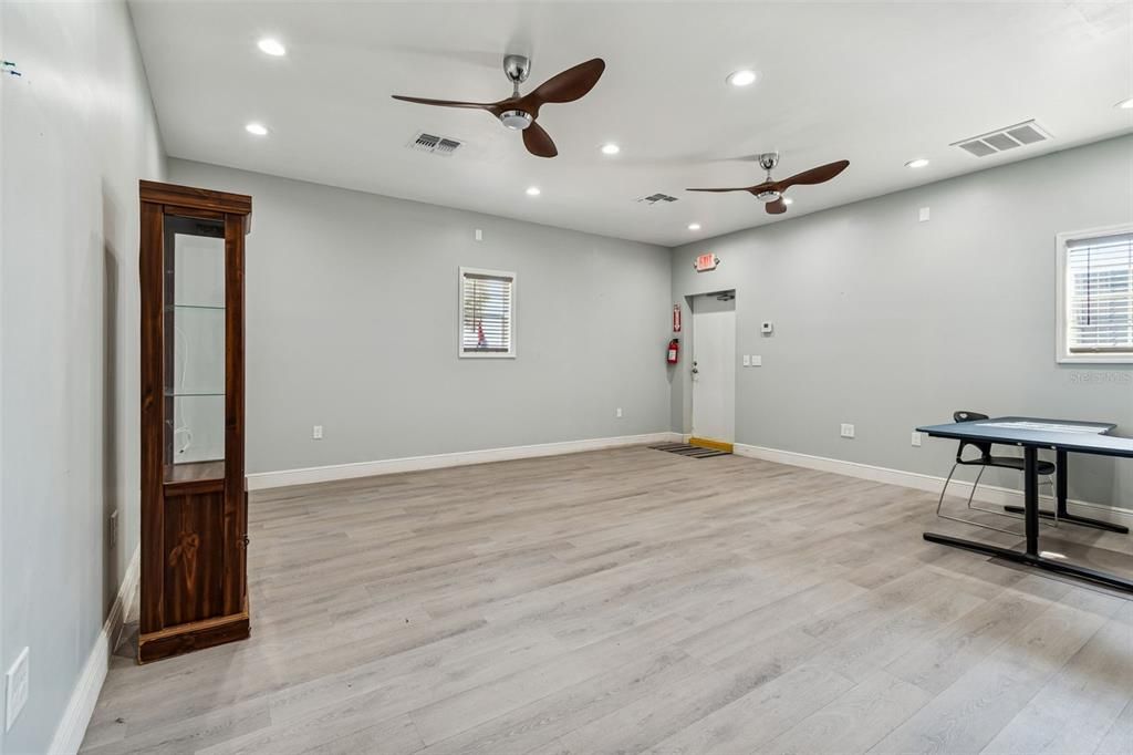 На продажу: $59,220 (0 спален, 0 ванн, 3290 Квадратных фут)