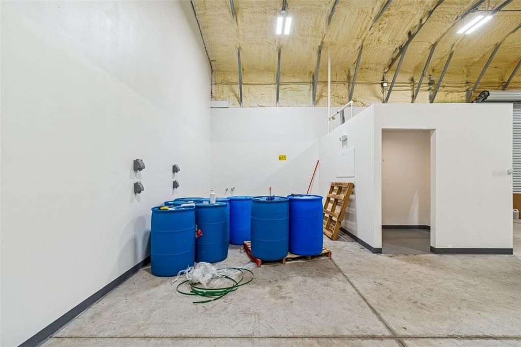 На продажу: $59,220 (0 спален, 0 ванн, 3290 Квадратных фут)