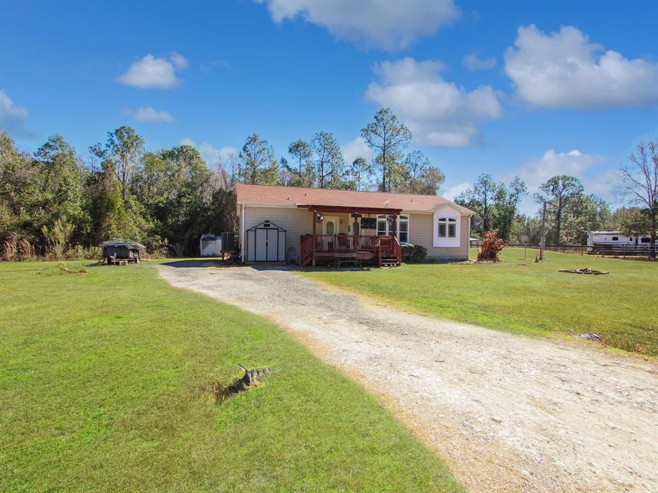 En Venta: $445,000 (3 camas, 2 baños, 1800 Pies cuadrados)