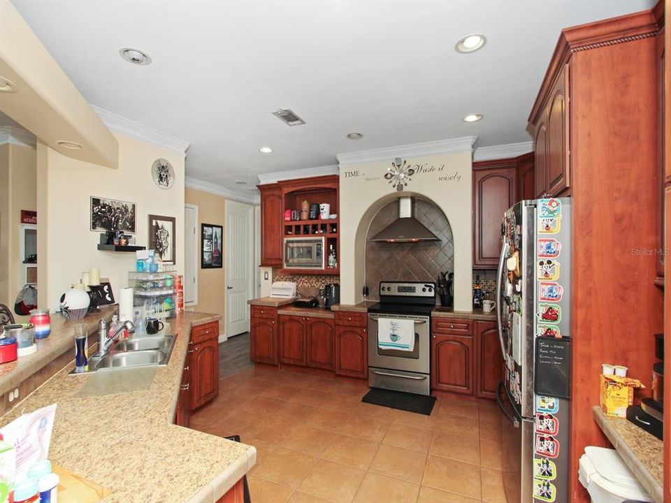 En Venta: $445,000 (3 camas, 2 baños, 1800 Pies cuadrados)