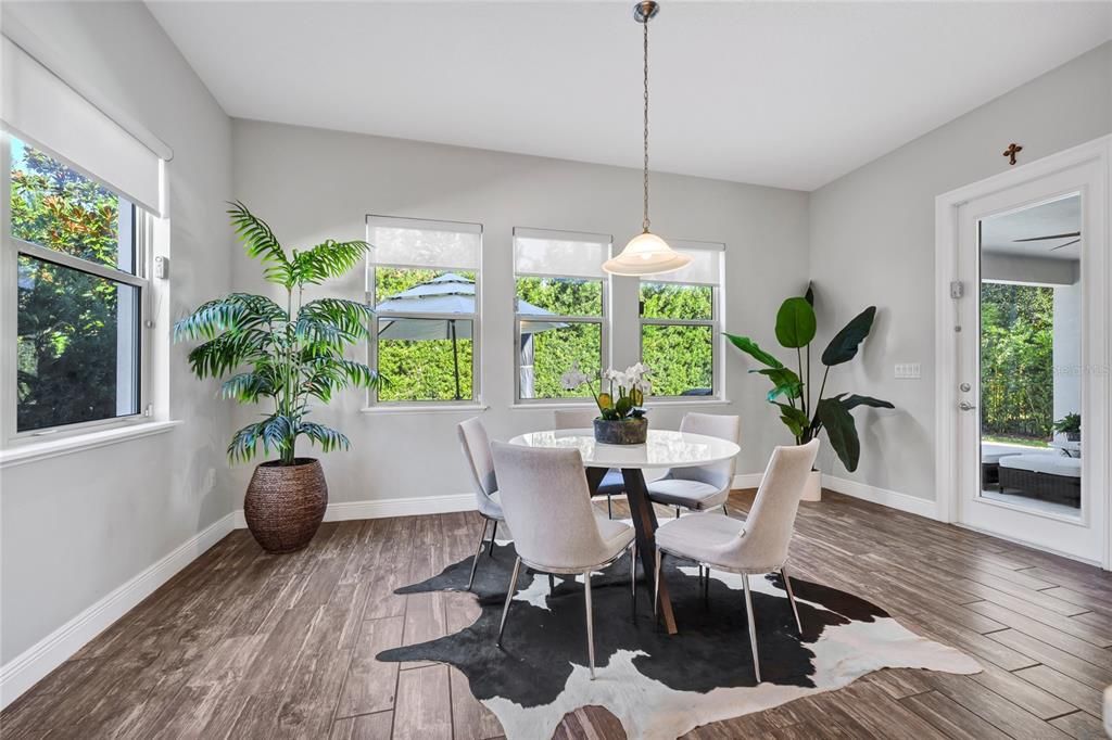 For Sale: $1,085,000 (5 beds, 4 baths, 3886 Square Feet)