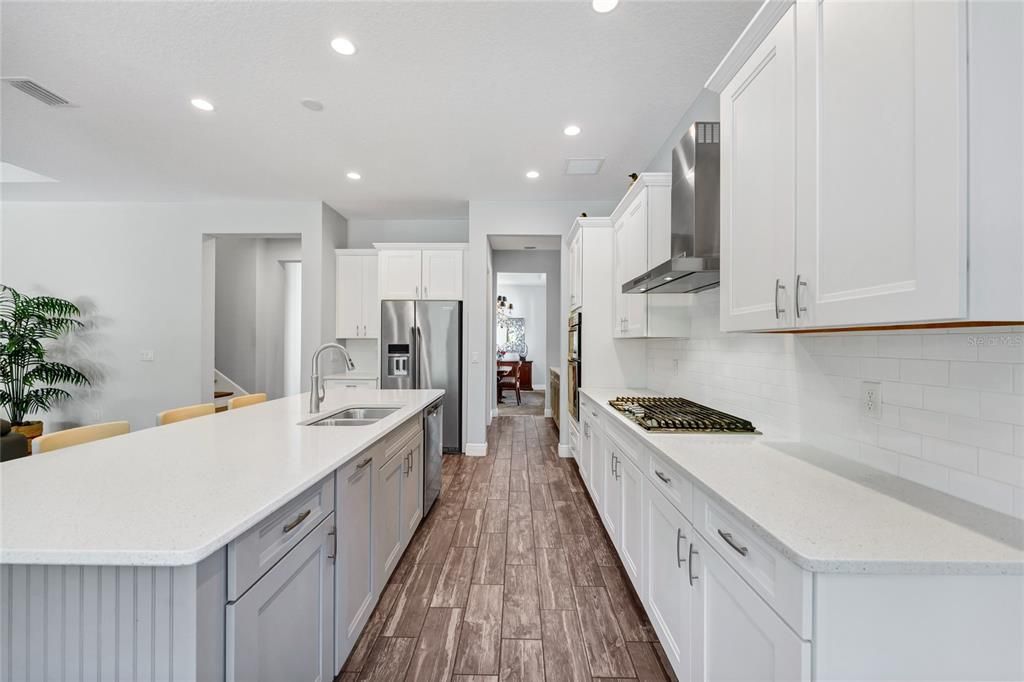 For Sale: $1,085,000 (5 beds, 4 baths, 3886 Square Feet)