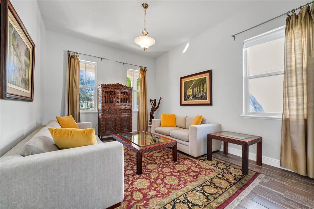 For Sale: $1,085,000 (5 beds, 4 baths, 3886 Square Feet)