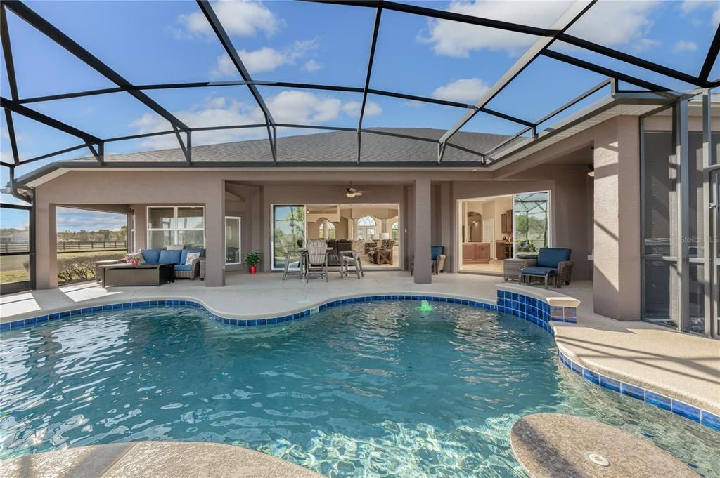 En Venta: $1,299,000 (4 camas, 3 baños, 3521 Pies cuadrados)