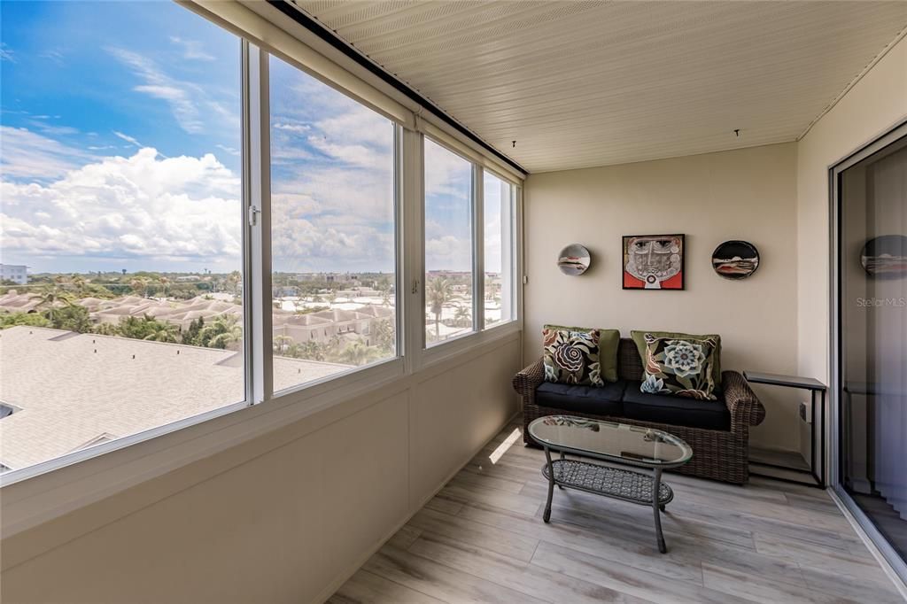 For Rent: $7,500 (2 beds, 2 baths, 1163 Square Feet)