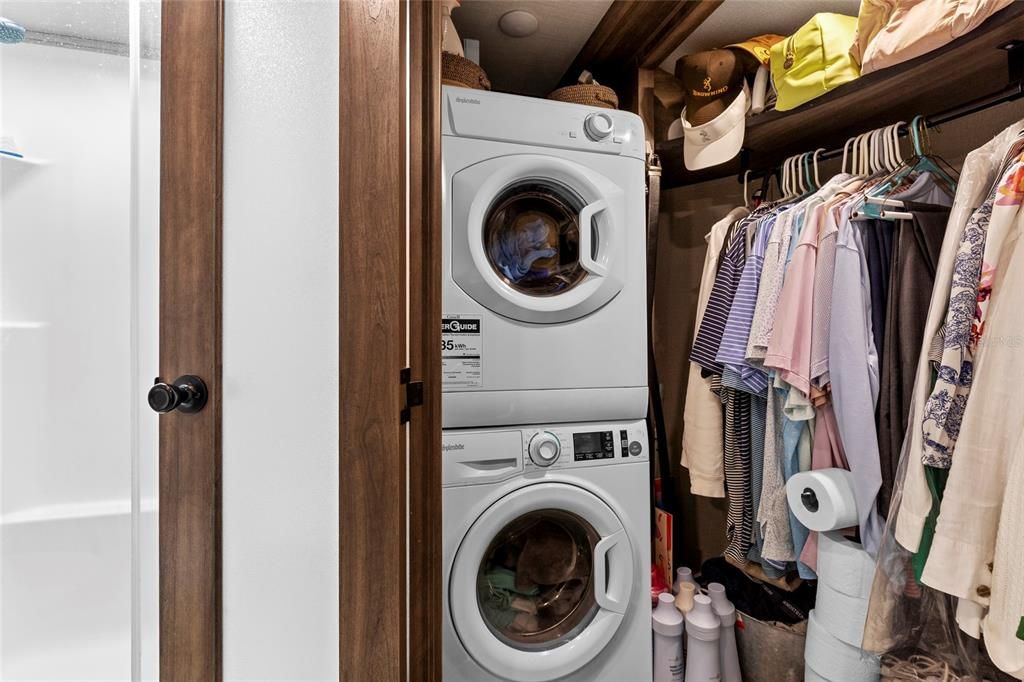 For Sale: $169,900 (0.07 acres)