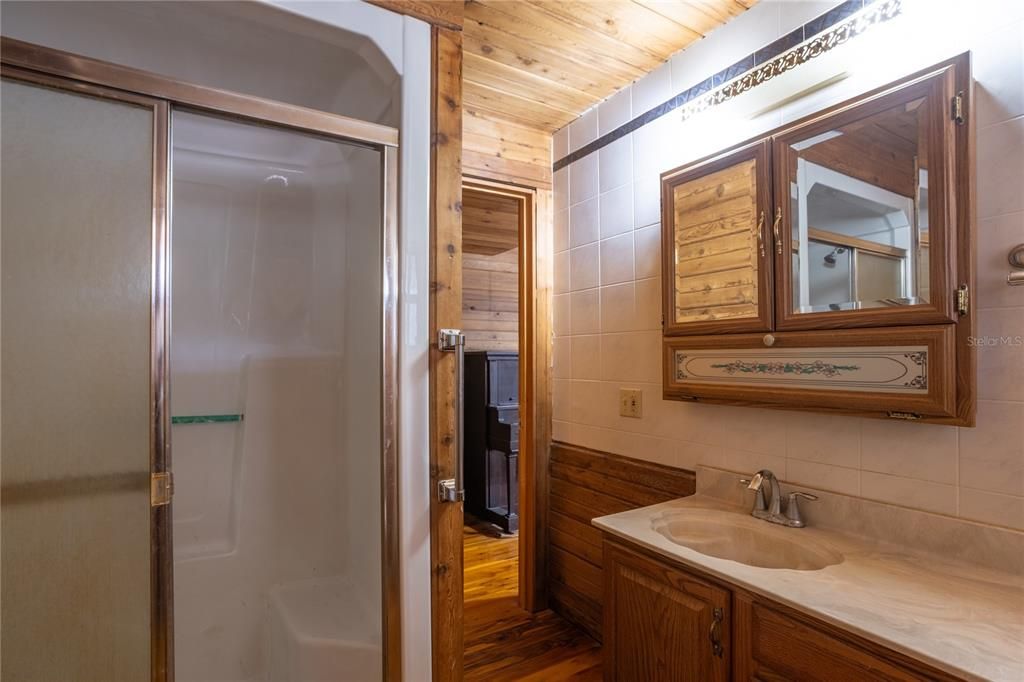 For Sale: $1,195,900 (5 beds, 5 baths, 4067 Square Feet)