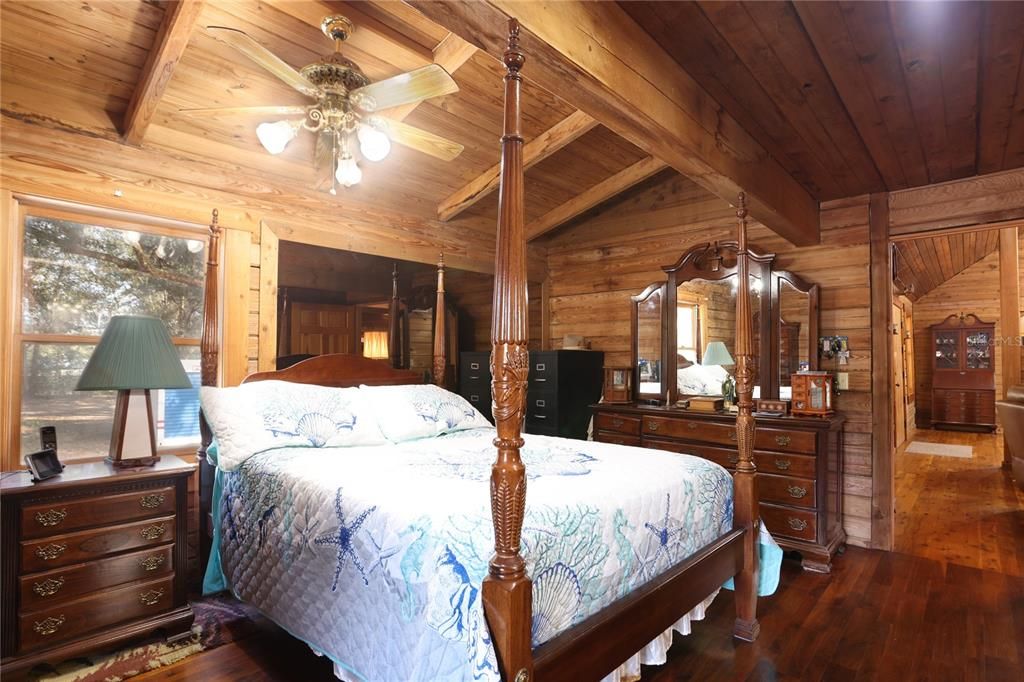For Sale: $1,195,900 (5 beds, 5 baths, 4067 Square Feet)