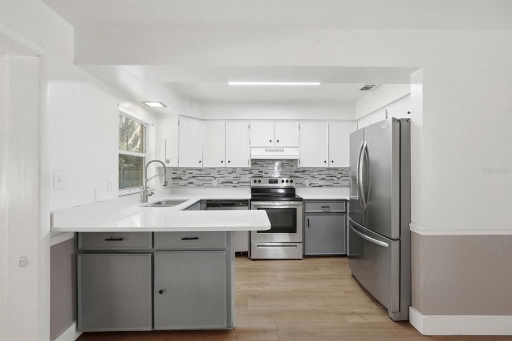 For Sale: $224,000 (3 beds, 2 baths, 1512 Square Feet)