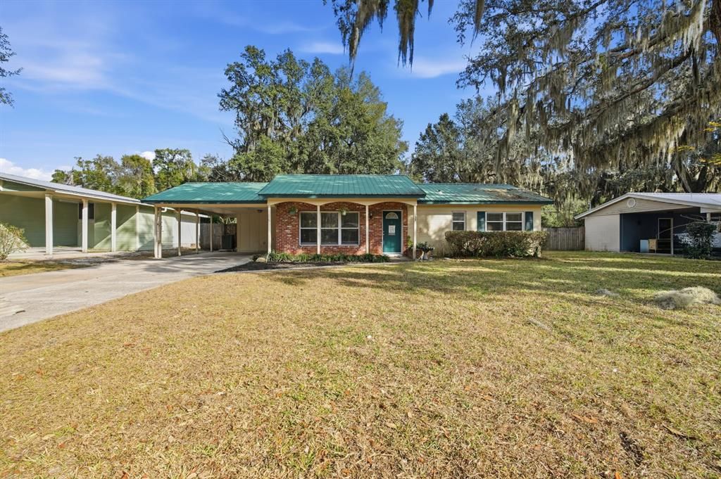 For Sale: $224,000 (3 beds, 2 baths, 1512 Square Feet)