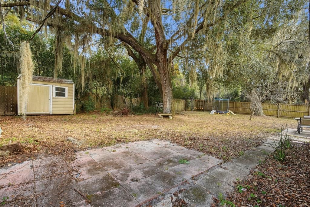 For Sale: $224,000 (3 beds, 2 baths, 1512 Square Feet)