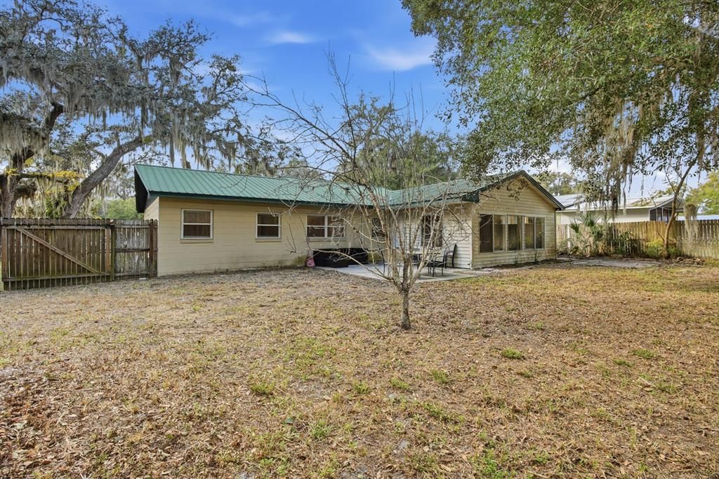 For Sale: $224,000 (3 beds, 2 baths, 1512 Square Feet)