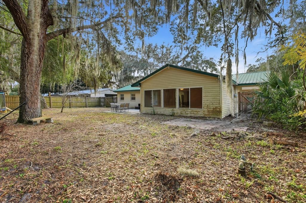 For Sale: $224,000 (3 beds, 2 baths, 1512 Square Feet)