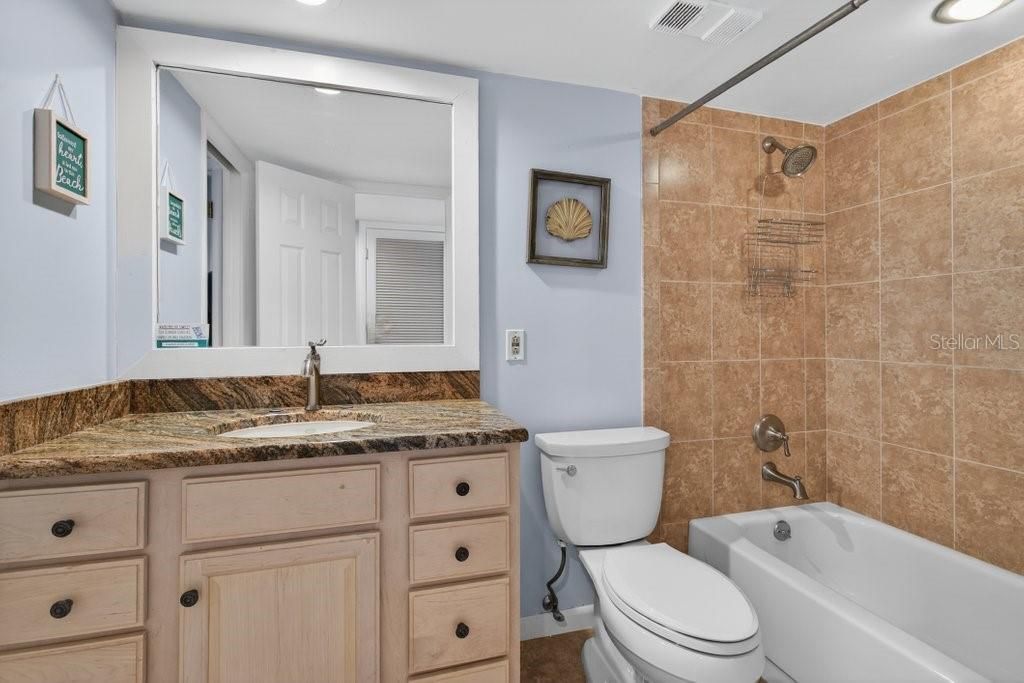 待售: $699,000 (3 贝兹, 2 浴室, 1080 平方英尺)