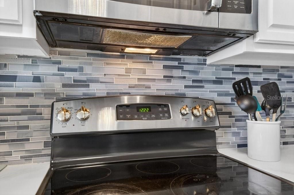 待售: $699,000 (3 贝兹, 2 浴室, 1080 平方英尺)