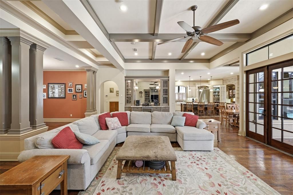 На продажу: $1,080,000 (4 спален, 3 ванн, 3687 Квадратных фут)