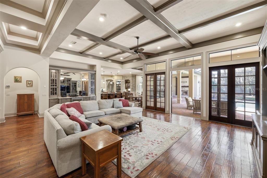 На продажу: $1,080,000 (4 спален, 3 ванн, 3687 Квадратных фут)