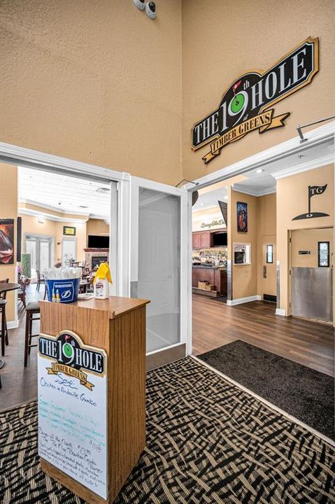 Active With Contract: $299,900 (2 beds, 2 baths, 1820 Square Feet)