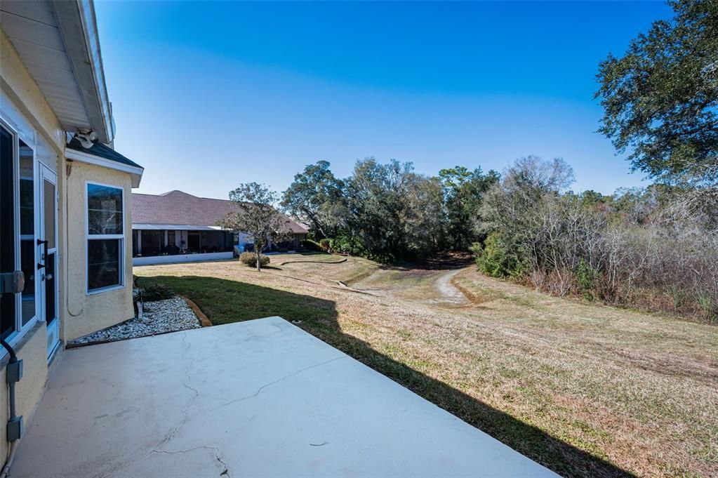 Active With Contract: $299,900 (2 beds, 2 baths, 1820 Square Feet)
