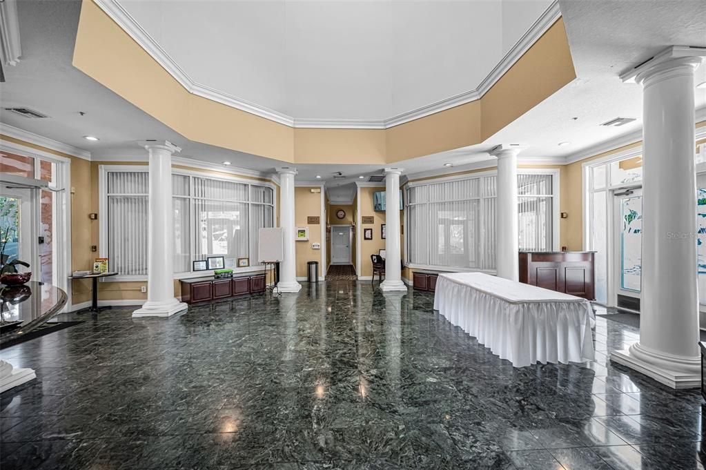 Active With Contract: $299,900 (2 beds, 2 baths, 1820 Square Feet)
