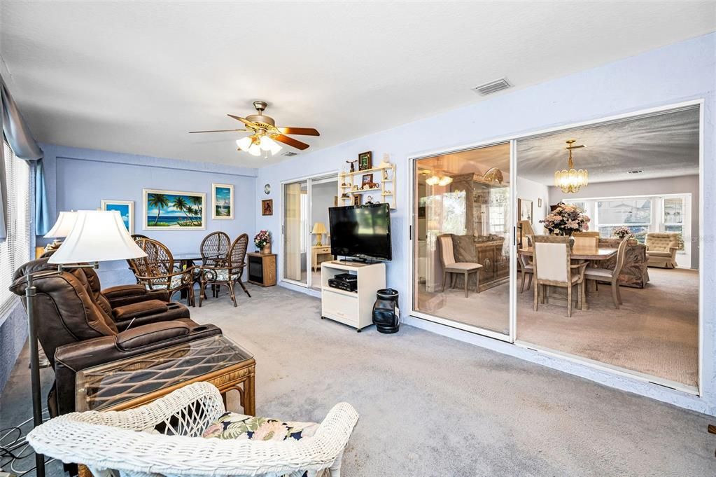 Active With Contract: $299,900 (2 beds, 2 baths, 1820 Square Feet)