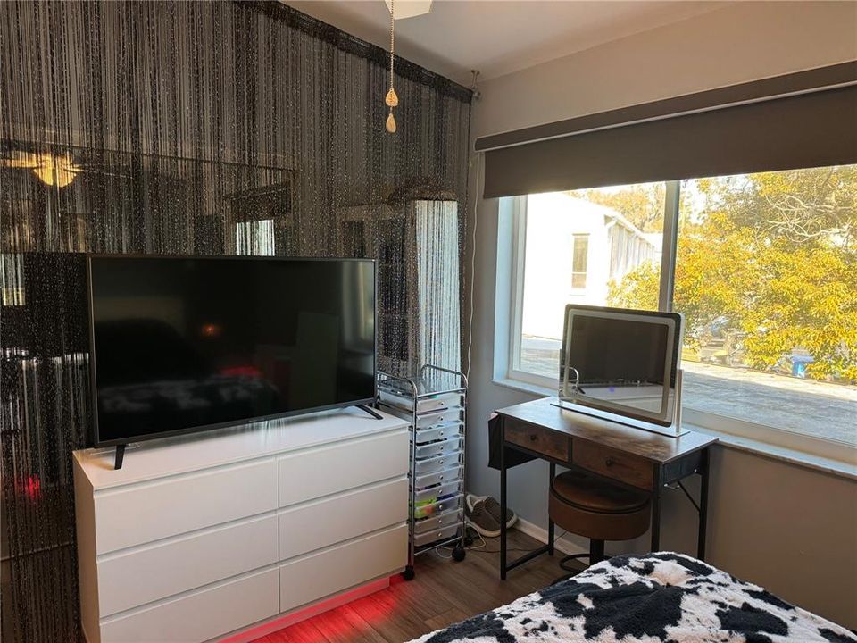 En Venta: $154,900 (1 camas, 1 baños, 842 Pies cuadrados)