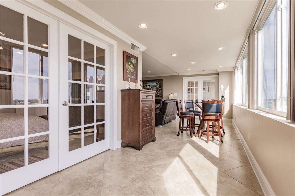 For Rent: $8,500 (2 beds, 2 baths, 1163 Square Feet)