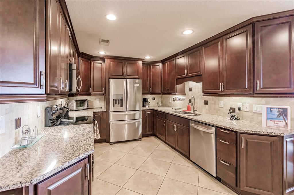 For Rent: $8,500 (2 beds, 2 baths, 1163 Square Feet)