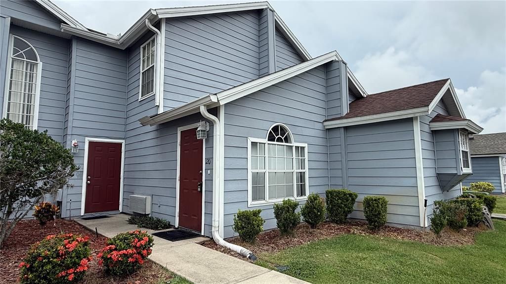 Recently Rented: $695 (0 beds, 1 baths, 300 Square Feet)