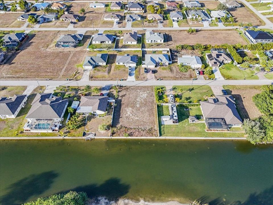 Activo con contrato: $65,000 (0.24 acres)