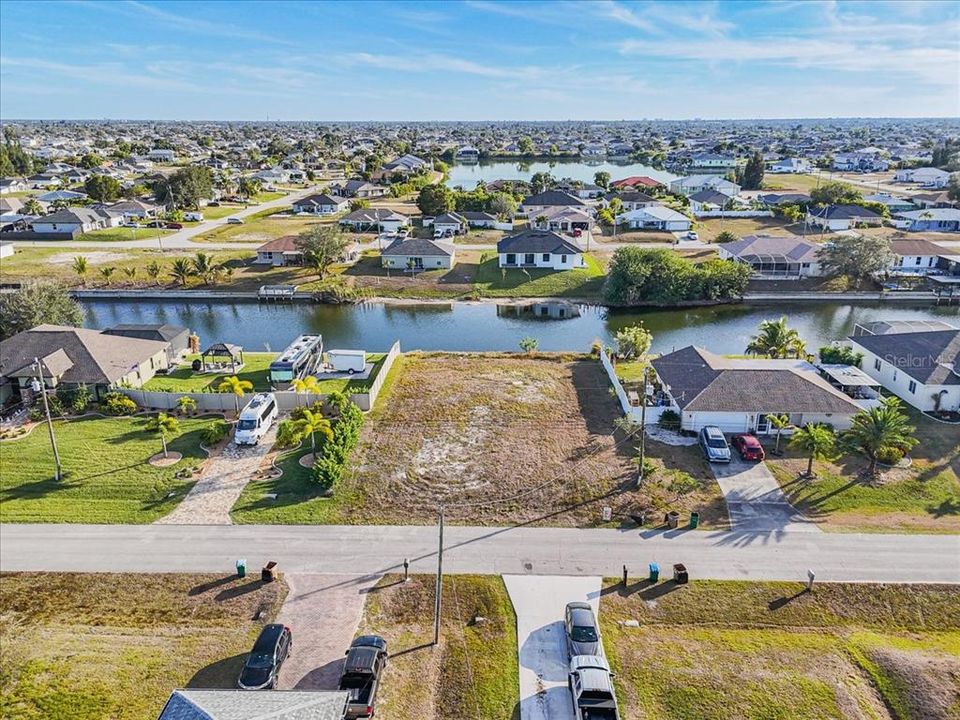 Activo con contrato: $65,000 (0.24 acres)
