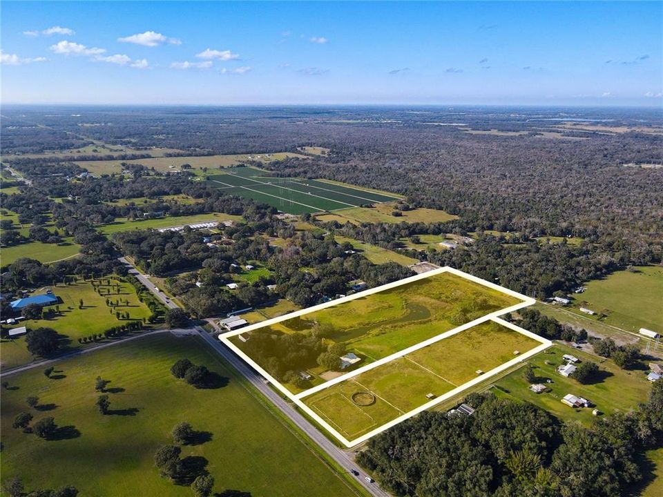 На продажу: $1,695,000 (20.08 acres)