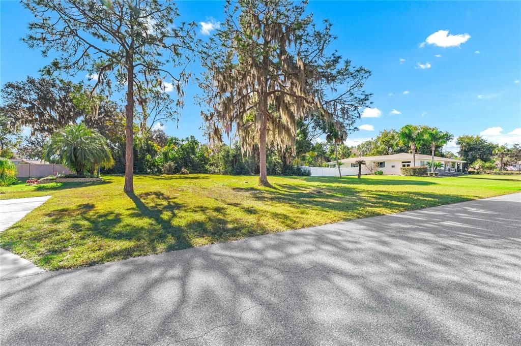 待售: $149,000 (0.34 acres)