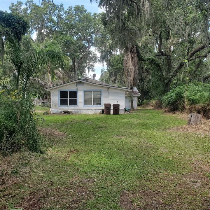 For Sale: $189,000 (3 beds, 1 baths, 1128 Square Feet)