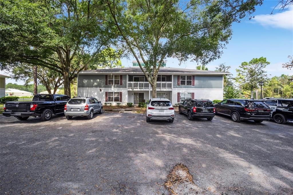 На продажу: $100,000 (2 спален, 2 ванн, 885 Квадратных фут)