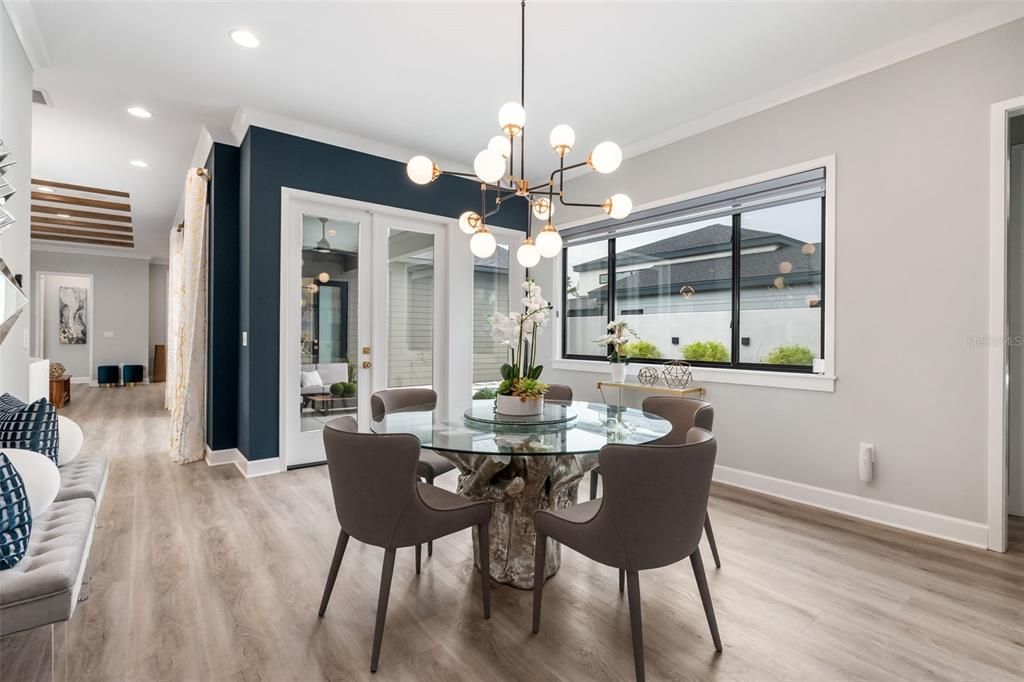 Activo con contrato: $999,950 (4 camas, 3 baños, 2962 Pies cuadrados)