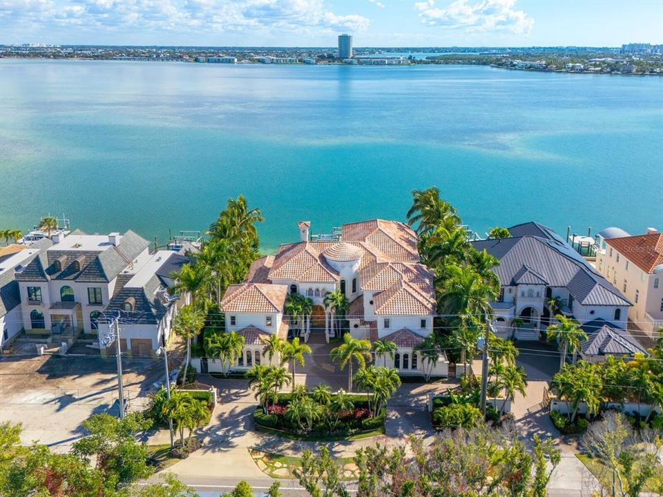 For Sale: $12,987,000 (5 beds, 5 baths, 7931 Square Feet)
