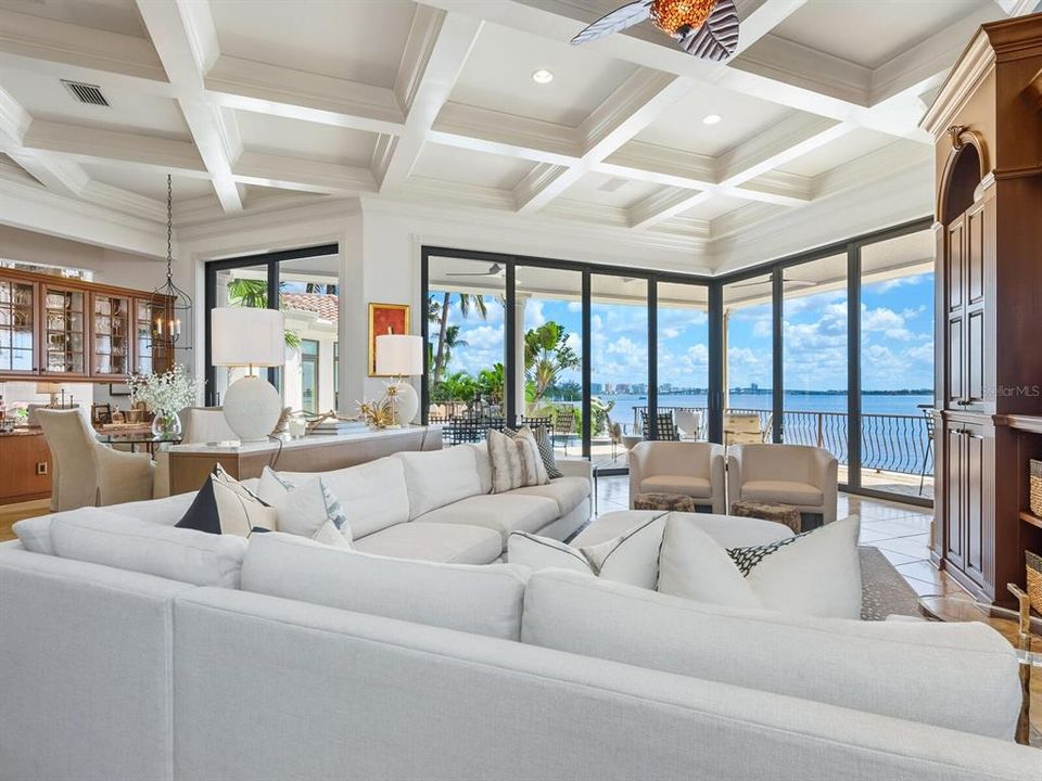 For Sale: $12,987,000 (5 beds, 5 baths, 7931 Square Feet)