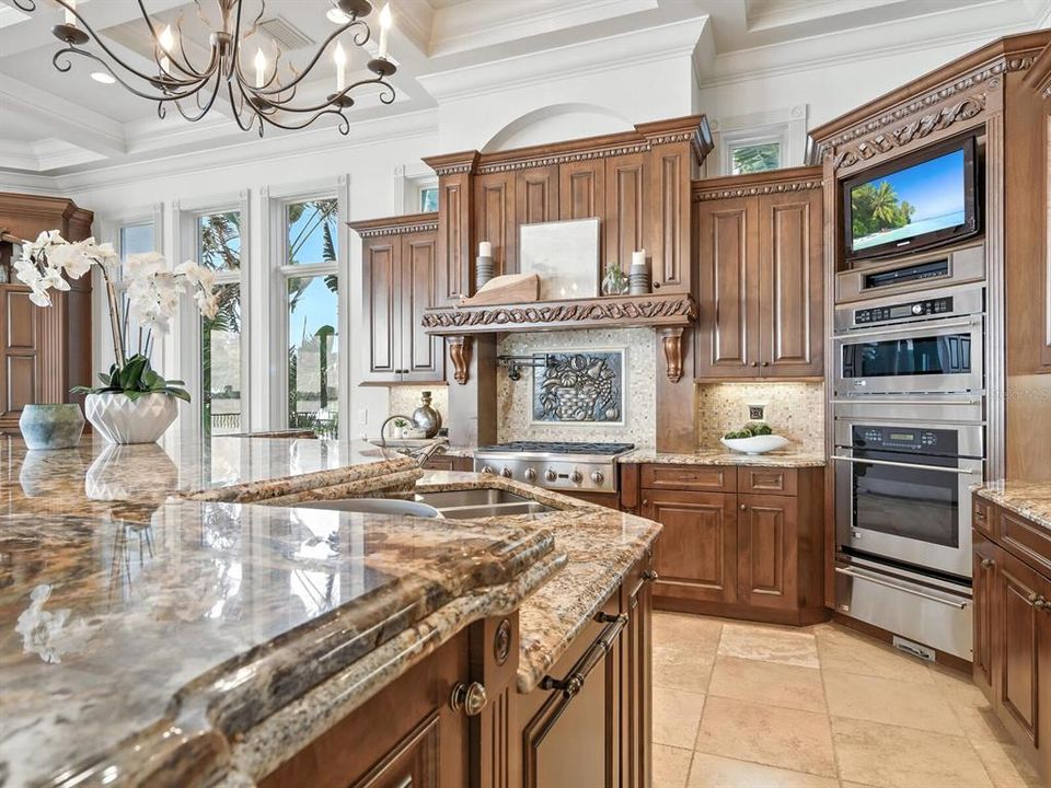 For Sale: $12,987,000 (5 beds, 5 baths, 7931 Square Feet)